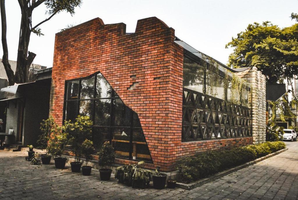 Kartika Chandra Hotel Jakarta Exterior foto