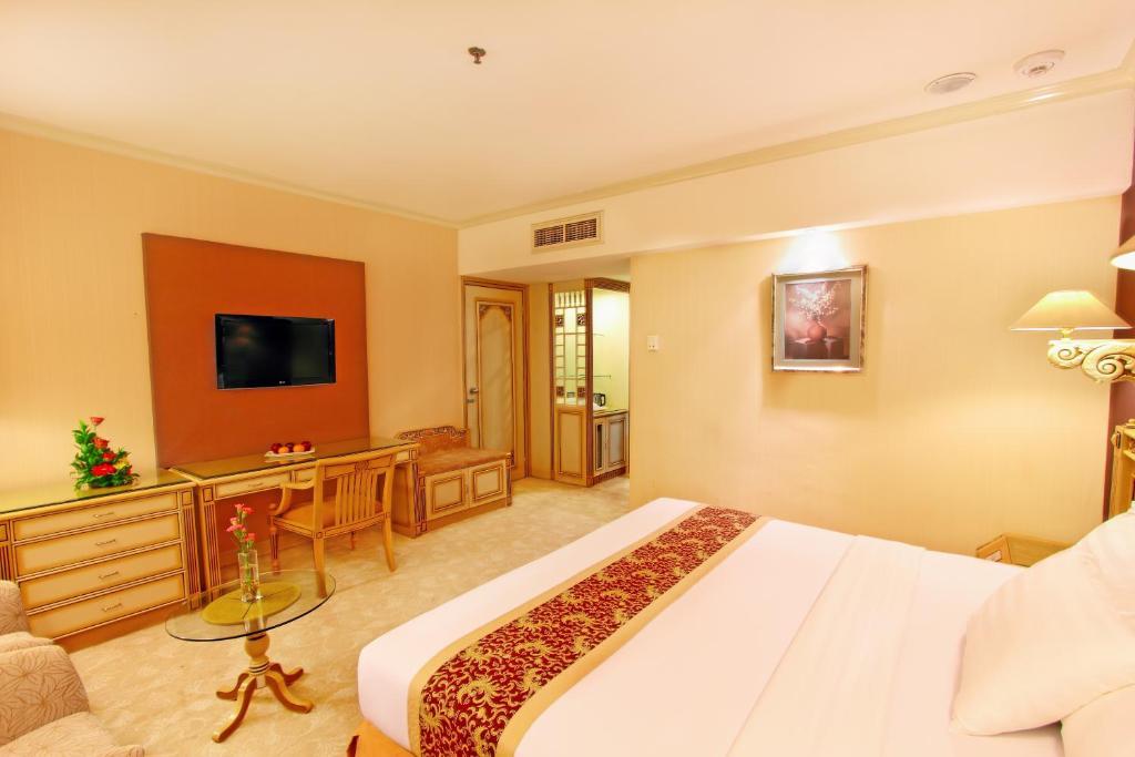 Kartika Chandra Hotel Jakarta Zimmer foto
