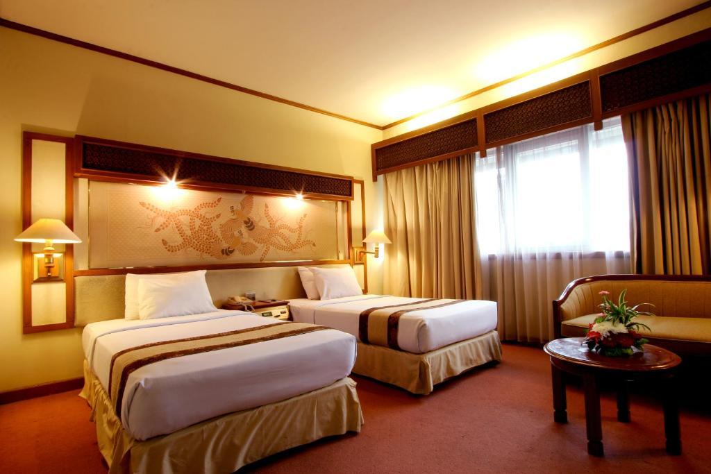 Kartika Chandra Hotel Jakarta Zimmer foto